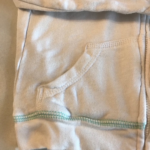 ‼️KIDS SALE‼️ 5 CARTERS ZIP UP HOODIE - Picture 6 of 10